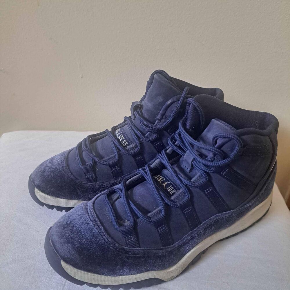 Nike‎ Air Jordan 11 Retro Midnight Navy Velvet Preschool DO3857-441 US Size 3Y - Picture 6 of 7